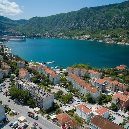 Maison W Kotor Exterior photo